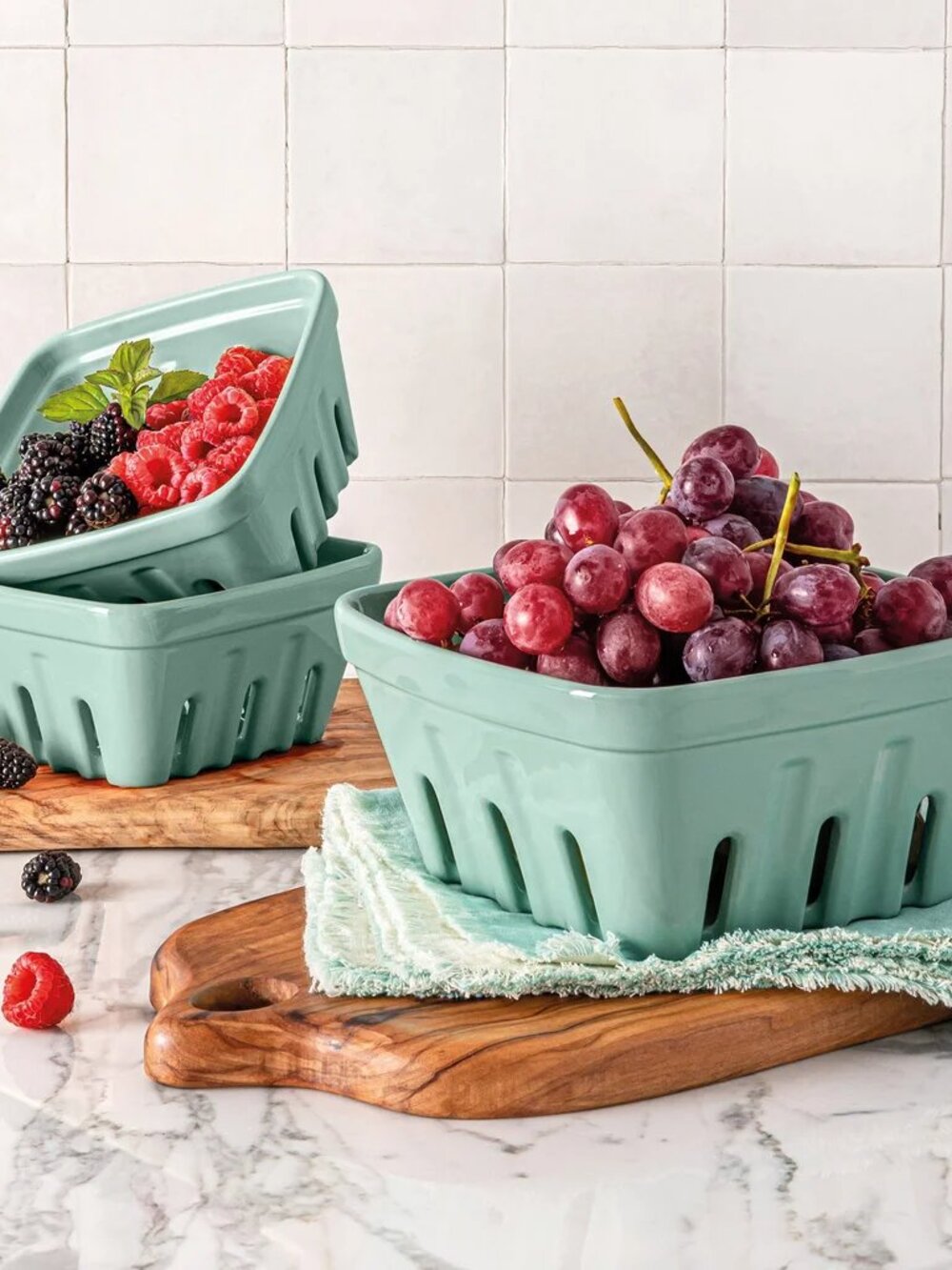 Over & Back 3-piece Multipurpose Berry Baskets, Stoneware Dishwasher Micro, NEW